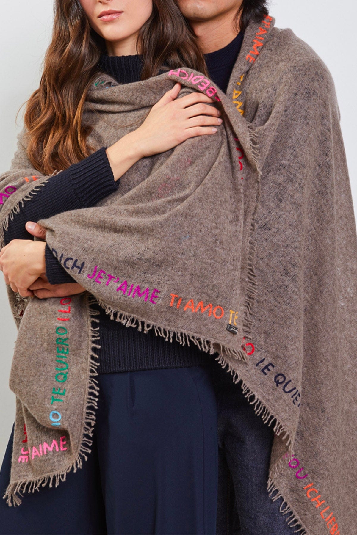 FALIERO SARTI FOULARD-SCIARPA-NASTRO  Foulard ricamato donna Faliero Sartoi Te Quiero