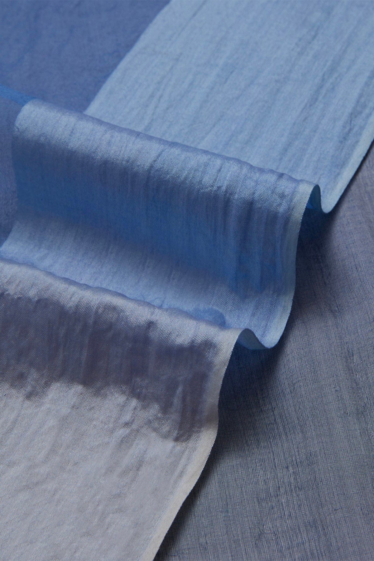 FALIERO SARTI FOULARD-SCIARPA-NASTRO  AZZURRO SFUMATO / UNICA Stola in seta sfumata azzurra Elegant Faliero Sarti