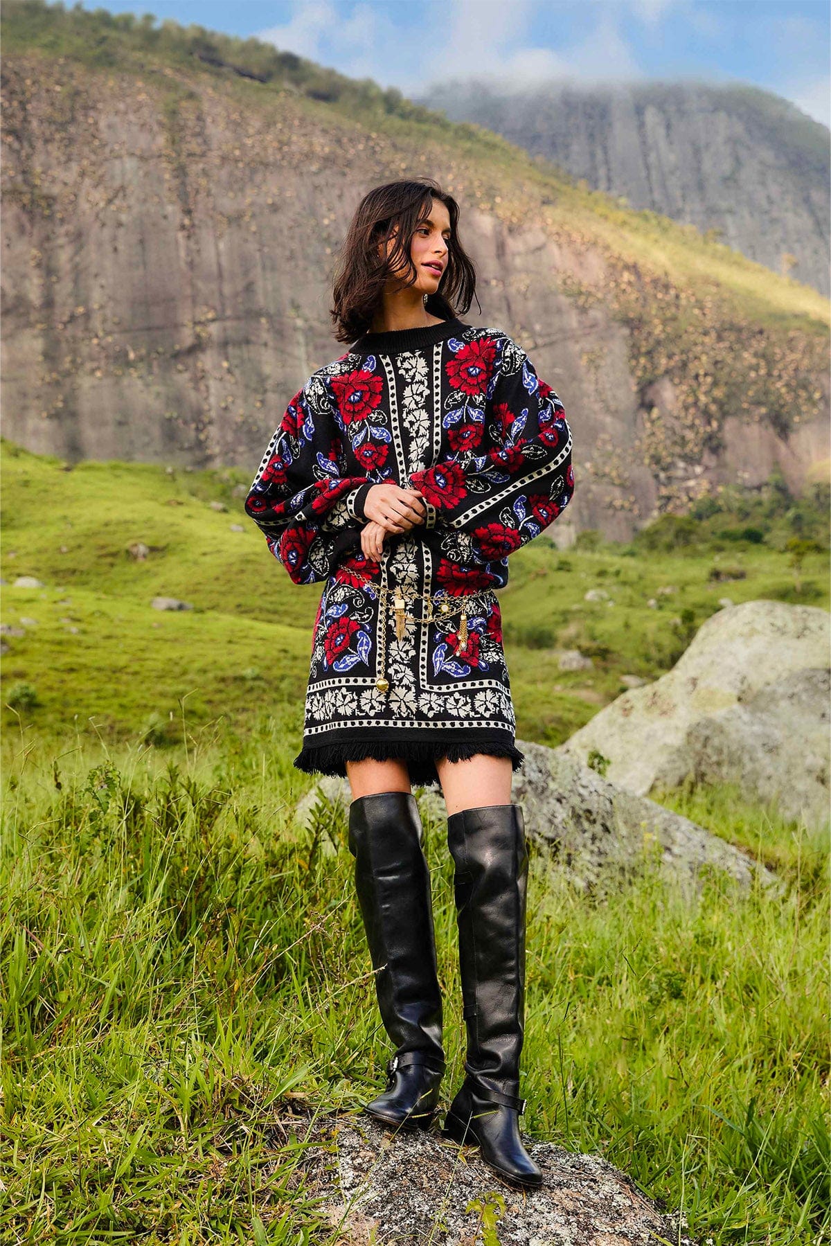 FARM RIO ABITO  Abito in maglia fantasia rose rosse Farm Rio