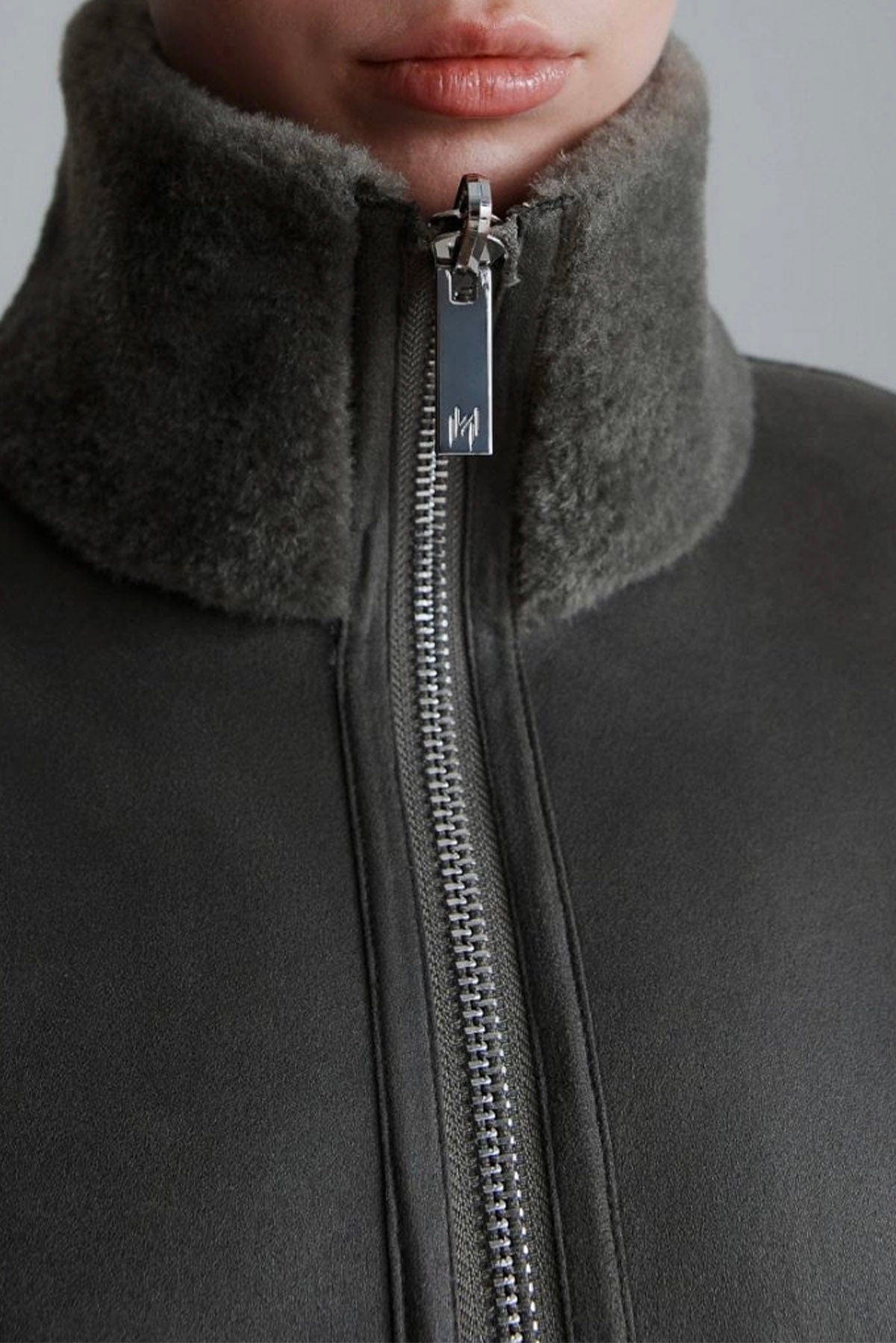 MARELLA CAPOSPALLA ASPET. PELLIC OLIVA / 34 Gilet fake fur Marella Monochrome Naval