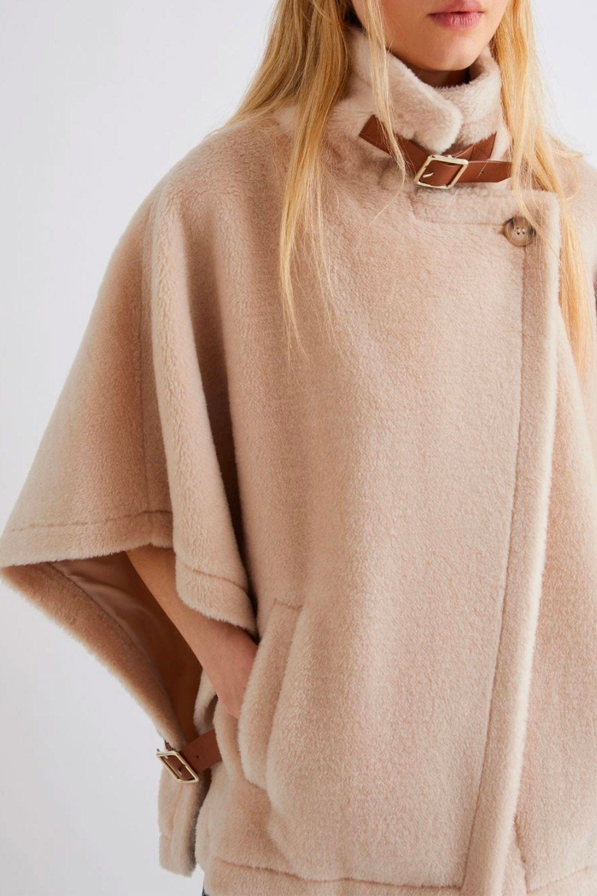 MARELLA CAPPA-MANTELLA-PONCHO Cappa in lana donna Marella Gesso