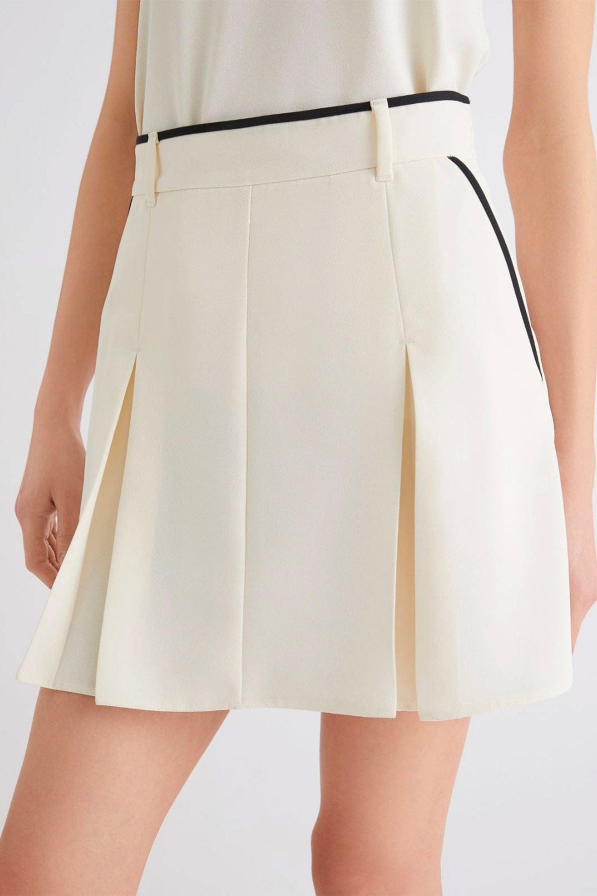 MARELLA GONNA  BIANCO LANA / 34 Gonna corta bianca Marella 365 Ocra