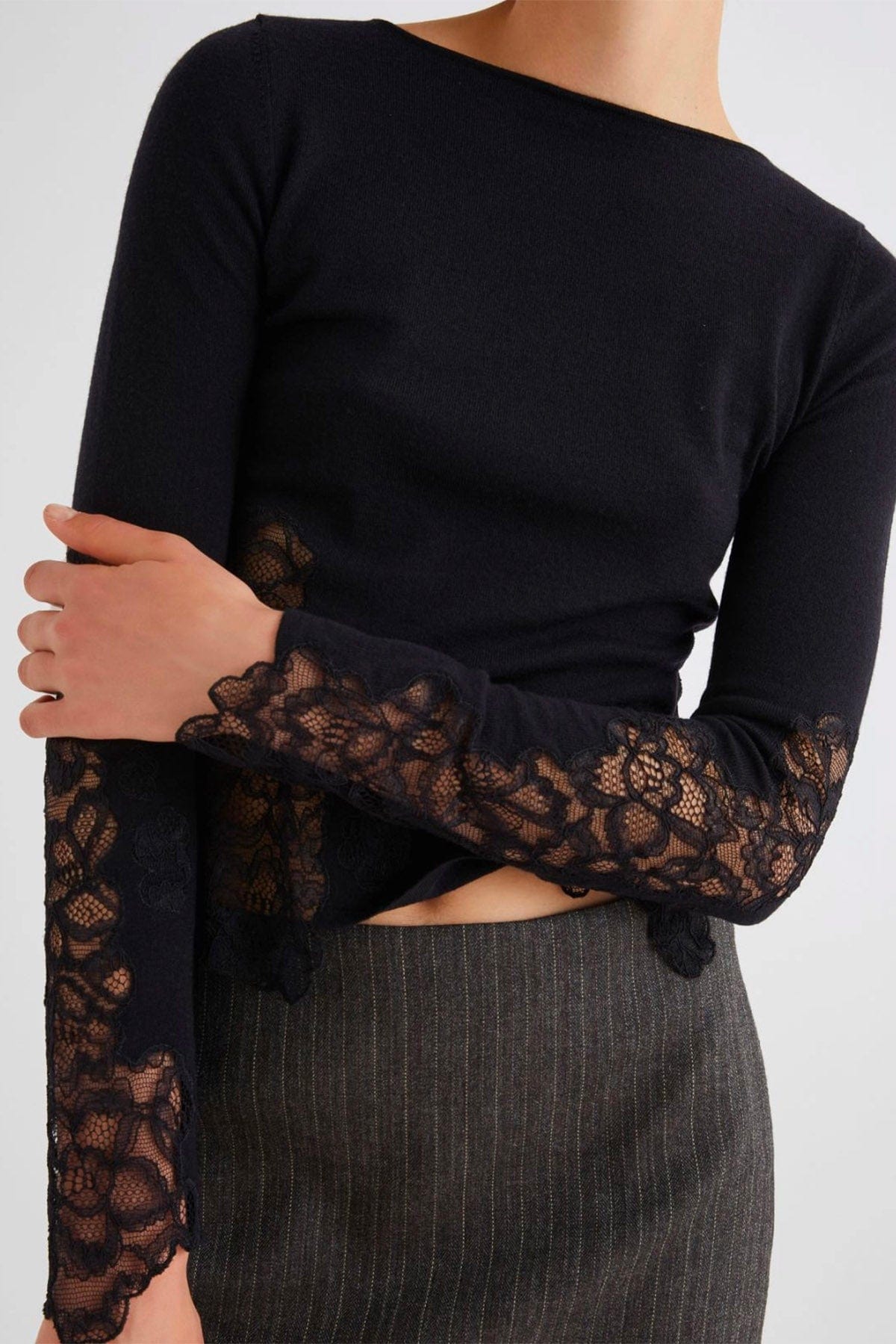 MARELLA MAGLIA-CANOTTIERA-TOP  NERO / XXS Maglia donna con dettagli in pizzo Marella Torso