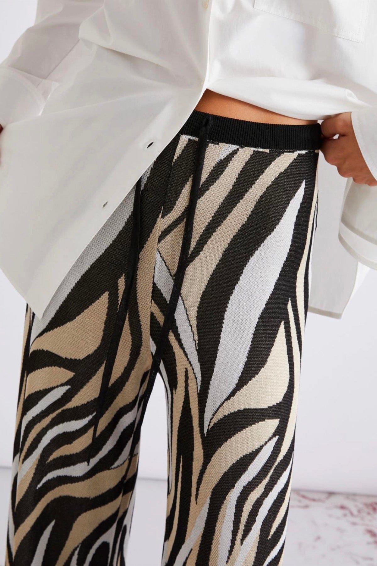 MARELLA PANTALONE IN MAGLIA  DISEGNO ZEBRATO / XXS Pantaloni in maglia zebrata Marella Nembi