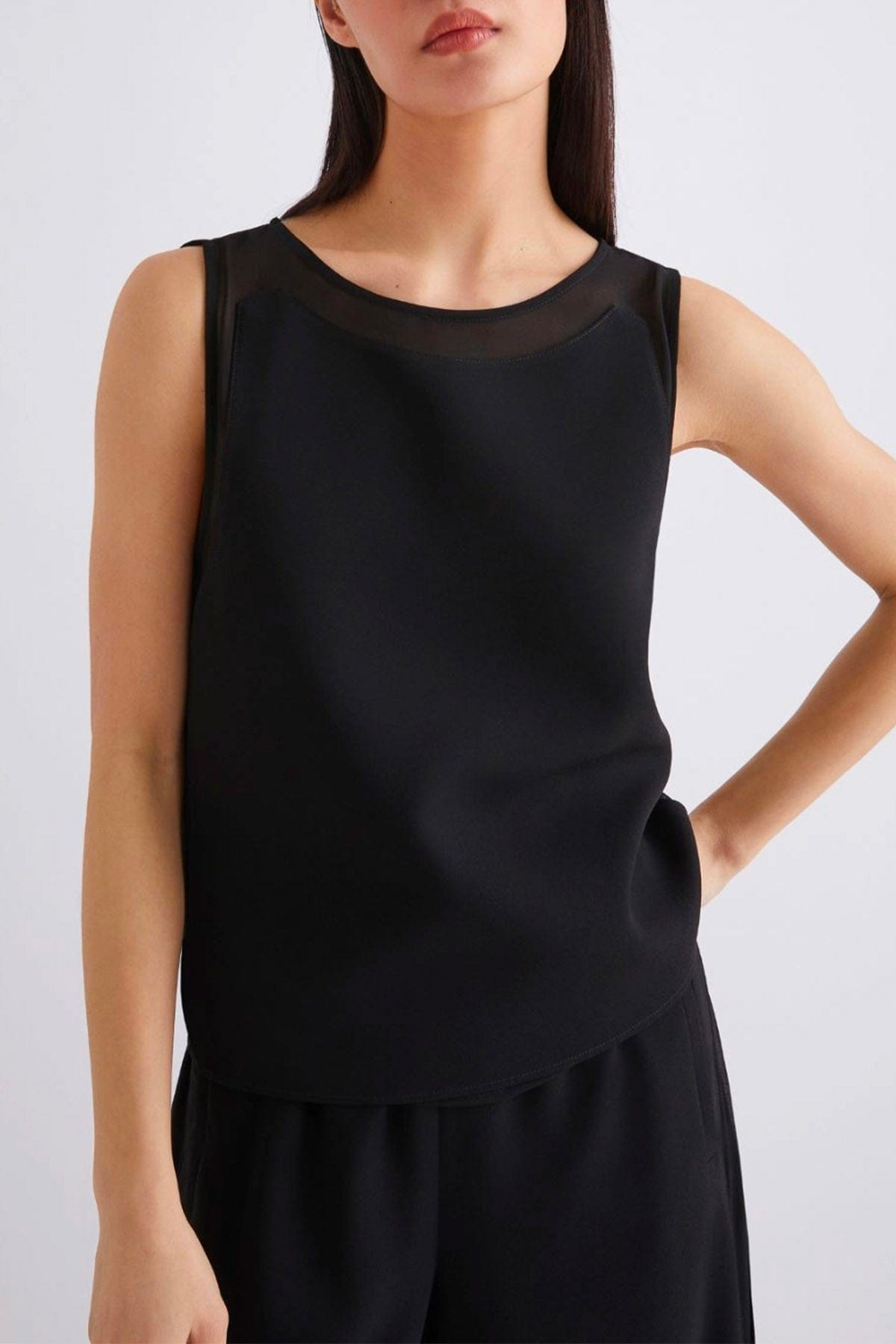 MARELLA TOP-CANOTTIERA IN TES.  Top nero donna Marella 365 Garden