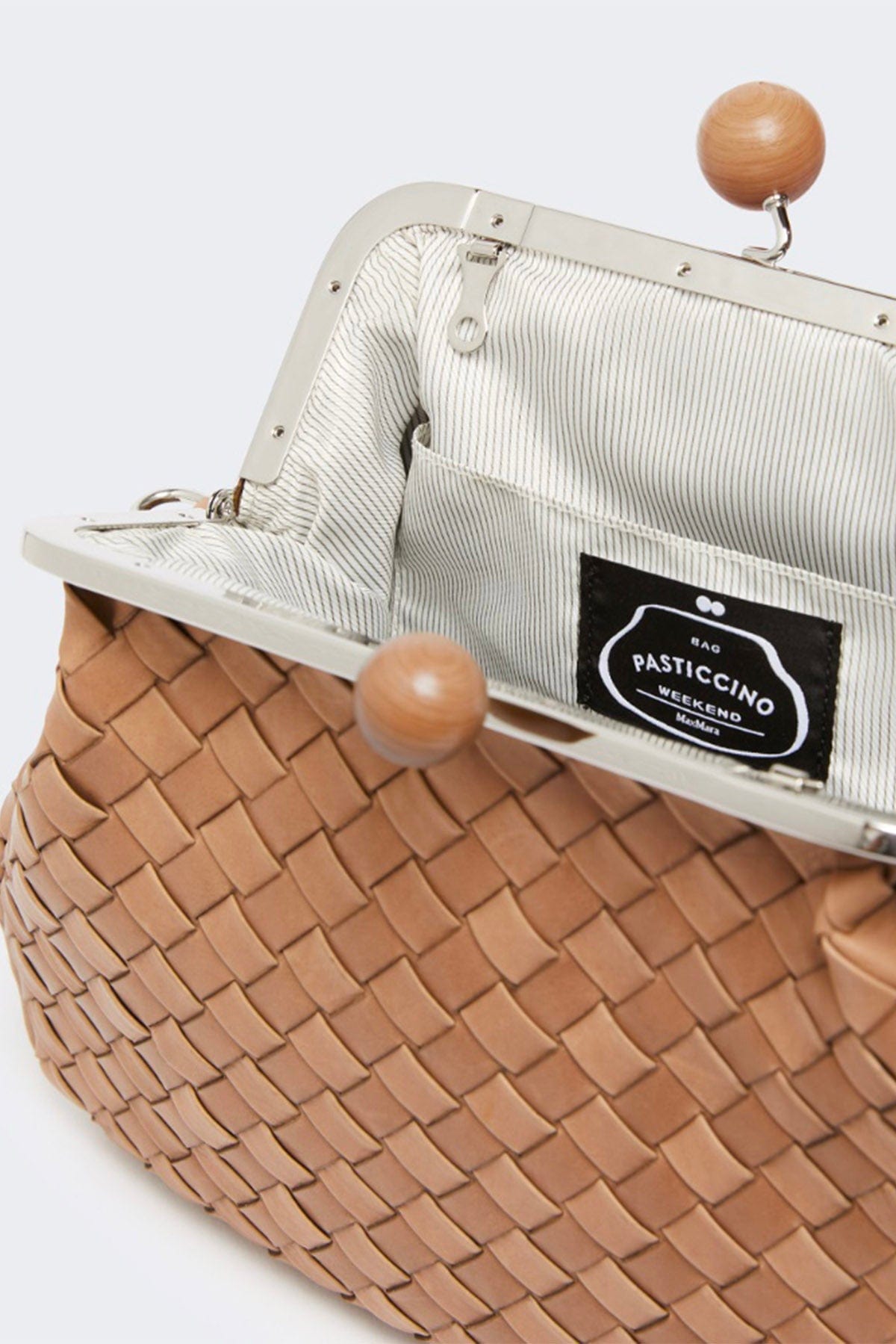 MAXMARA&#39;S BRANDS BORSA  Pasticcino Bag in pelle intrecciata Weekend Max Mara Pancia