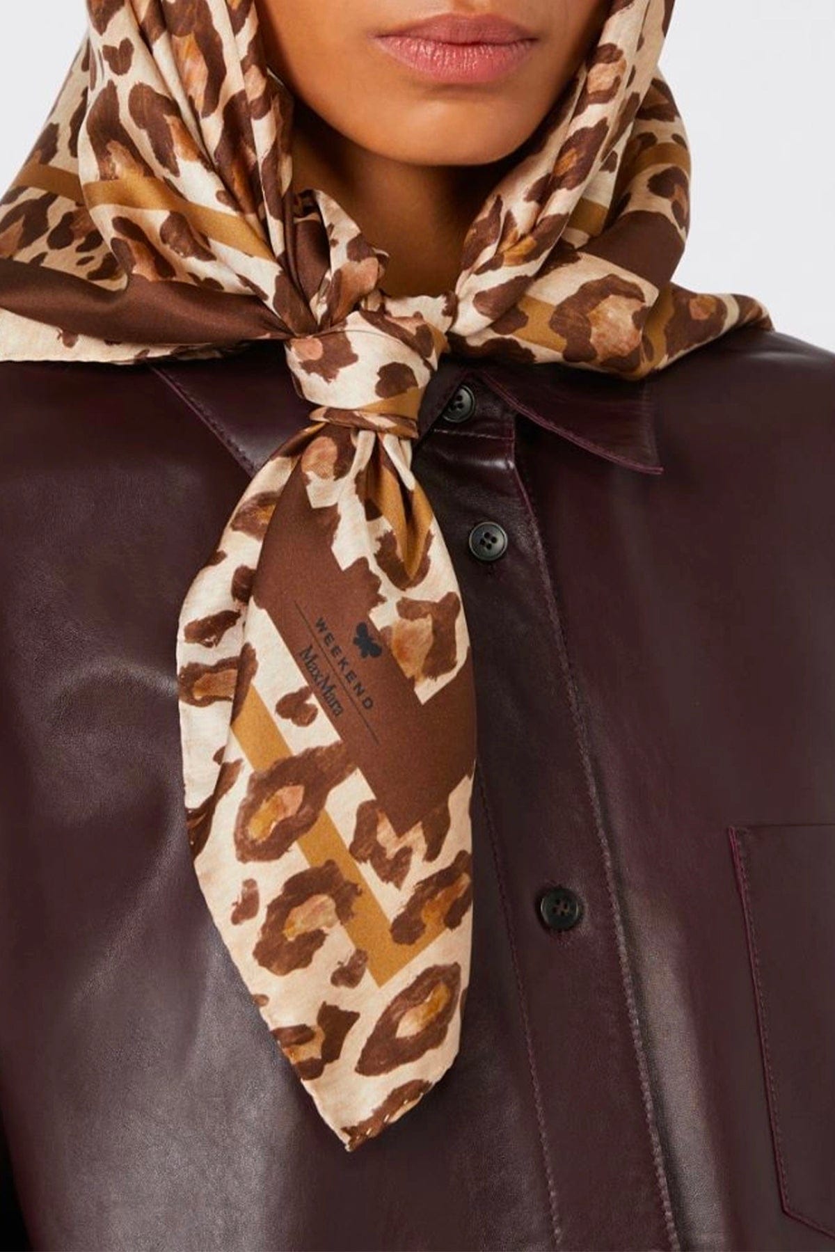 MAXMARA'S BRANDS FOULARD-SCIARPA-NASTRO  Foulard in seta donna Weekend Max Mara Wkaonestone