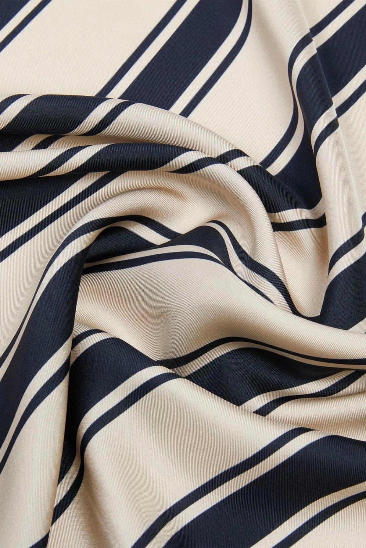 MAXMARA'S BRANDS FOULARD-SCIARPA-NASTRO  Foulard in seta Max Mara Mxaafa