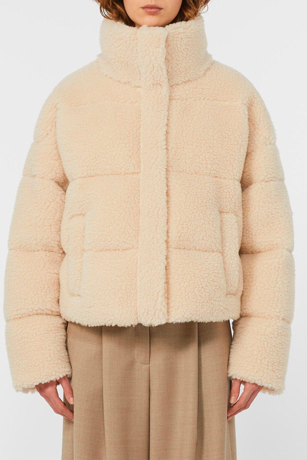 MAXMARA'S BRANDS IMBOTTITO CORTO  BIANCO BURRO / 34 Imbottito corto teddy Weekend Max Mara Alfredo