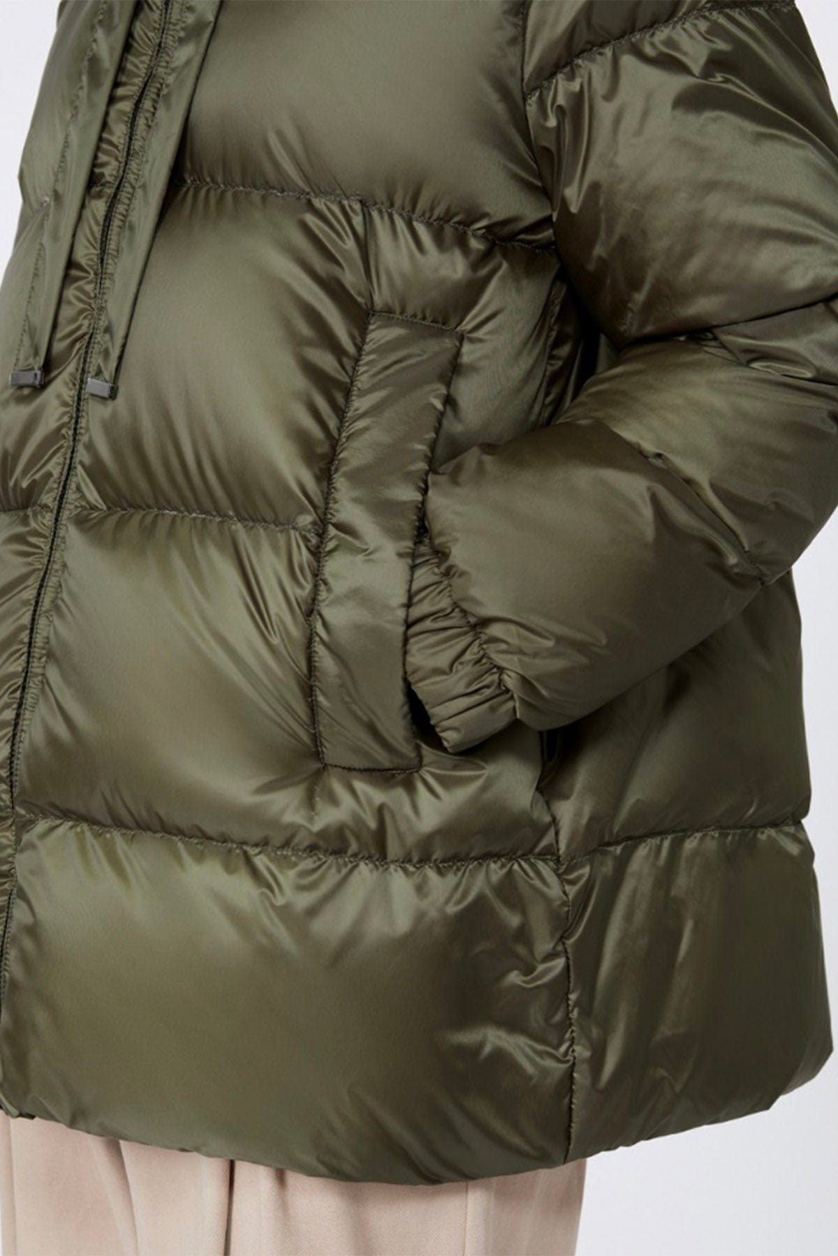 MAXMARA&#39;S BRANDS IMBOTTITO CORTO  Piumino imbottito donna Max Mara The Cube Seia