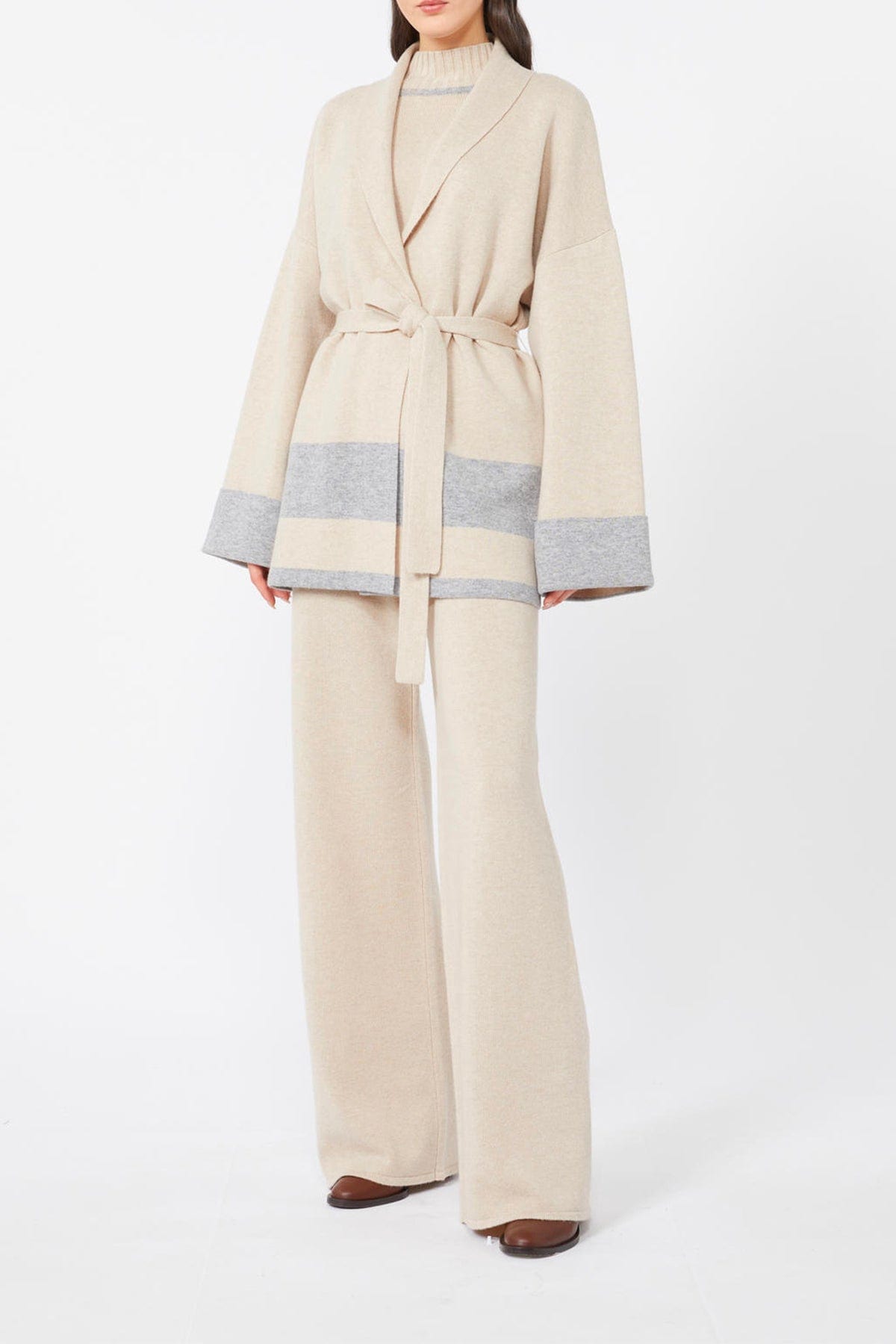 MAXMARA&#39;S BRANDS MAGLIA-CANOTTIERA-TOP  Maglia in lana e cashmere Max Mara Studio Pescara