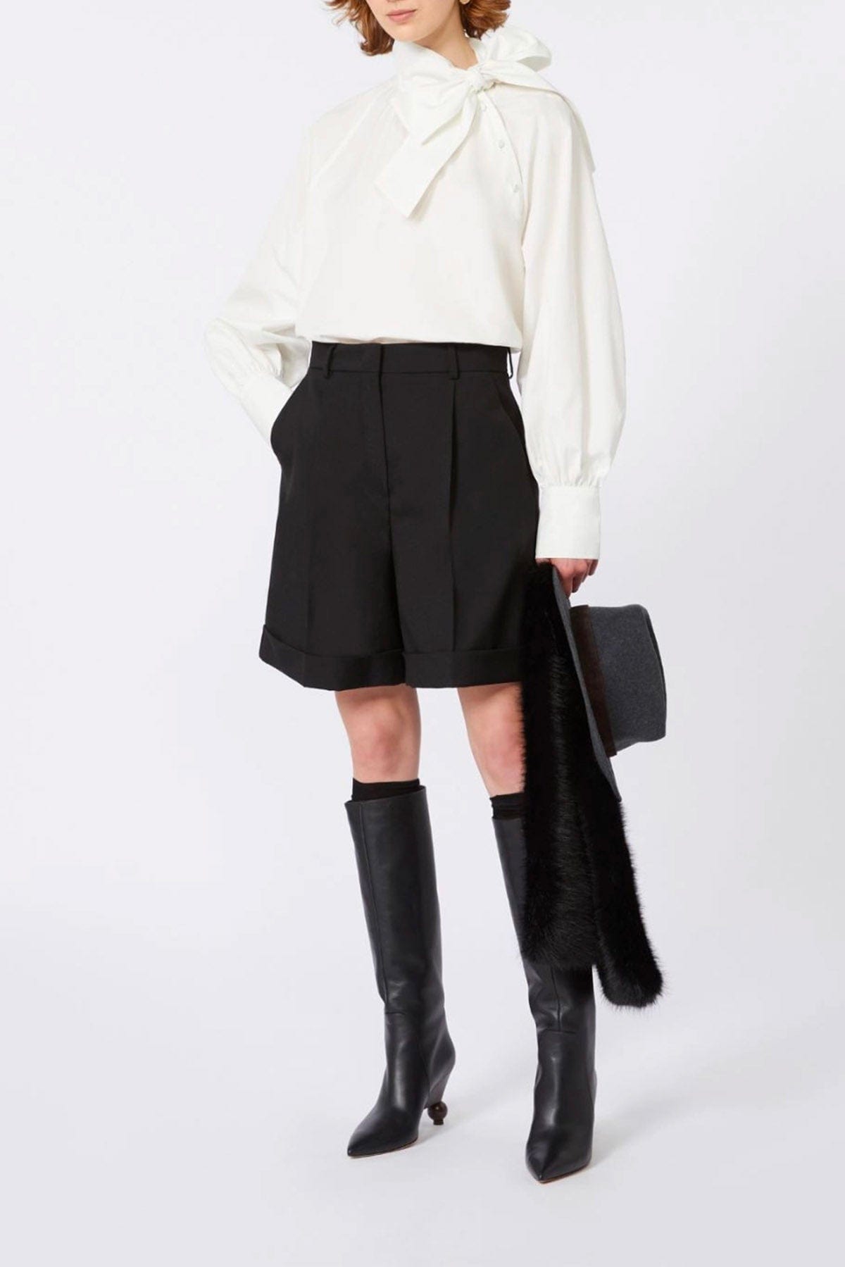 MAXMARA&#39;S BRANDS PANTALONE CORTO  Pantaloni corti neri over donna Max Mara Weekend Bussola1234