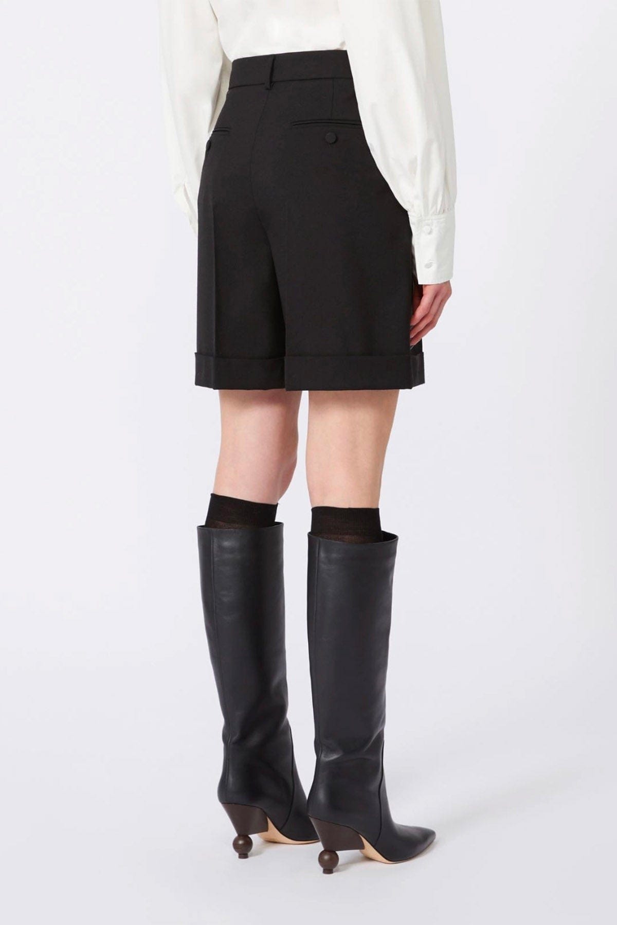 MAXMARA&#39;S BRANDS PANTALONE CORTO  Pantaloni corti neri over donna Max Mara Weekend Bussola1234