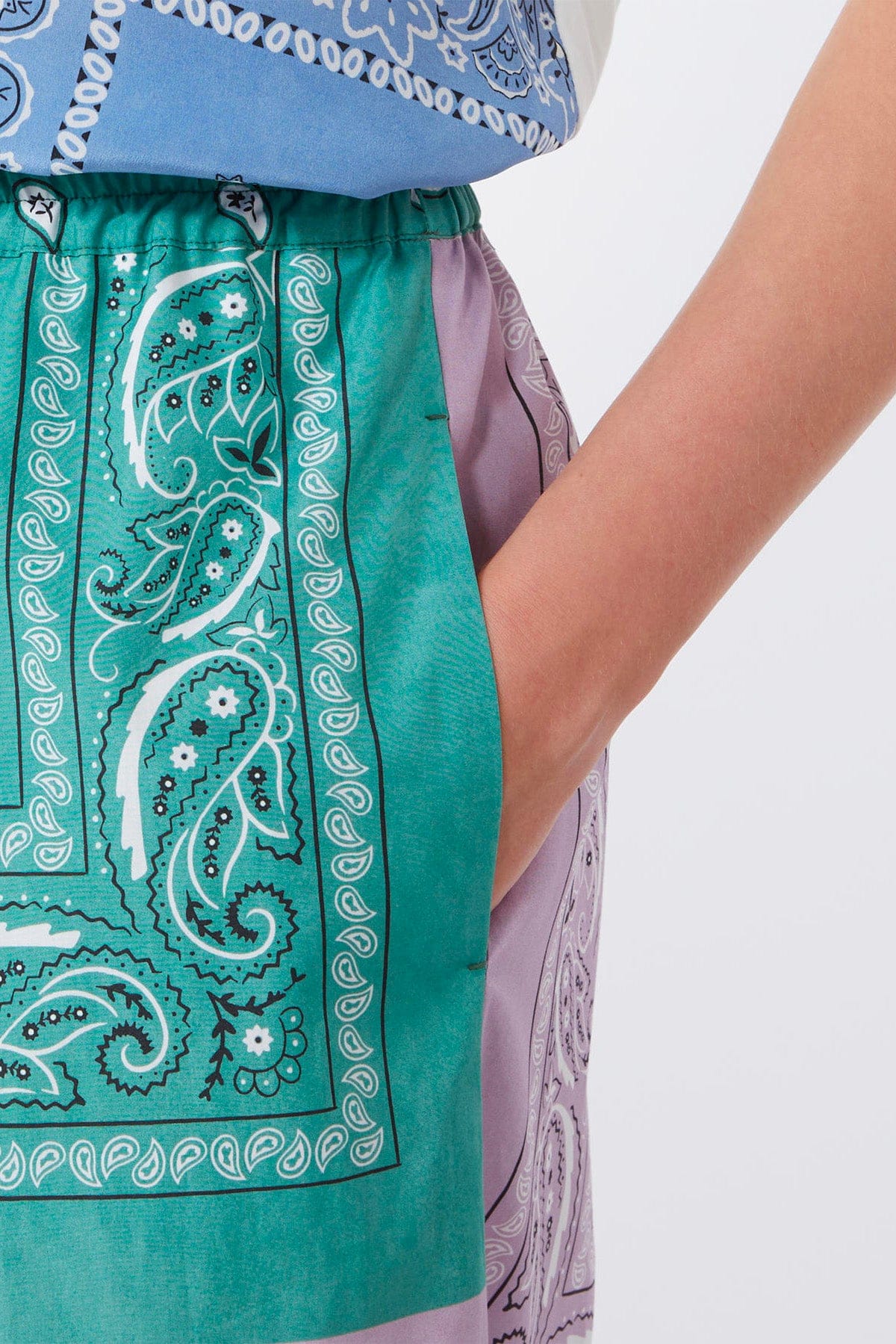 MAXMARA'S BRANDS PANTALONE LUNGO  Pantaloni in cotone stampa bandana Weekend Max Mara Wkdpepe