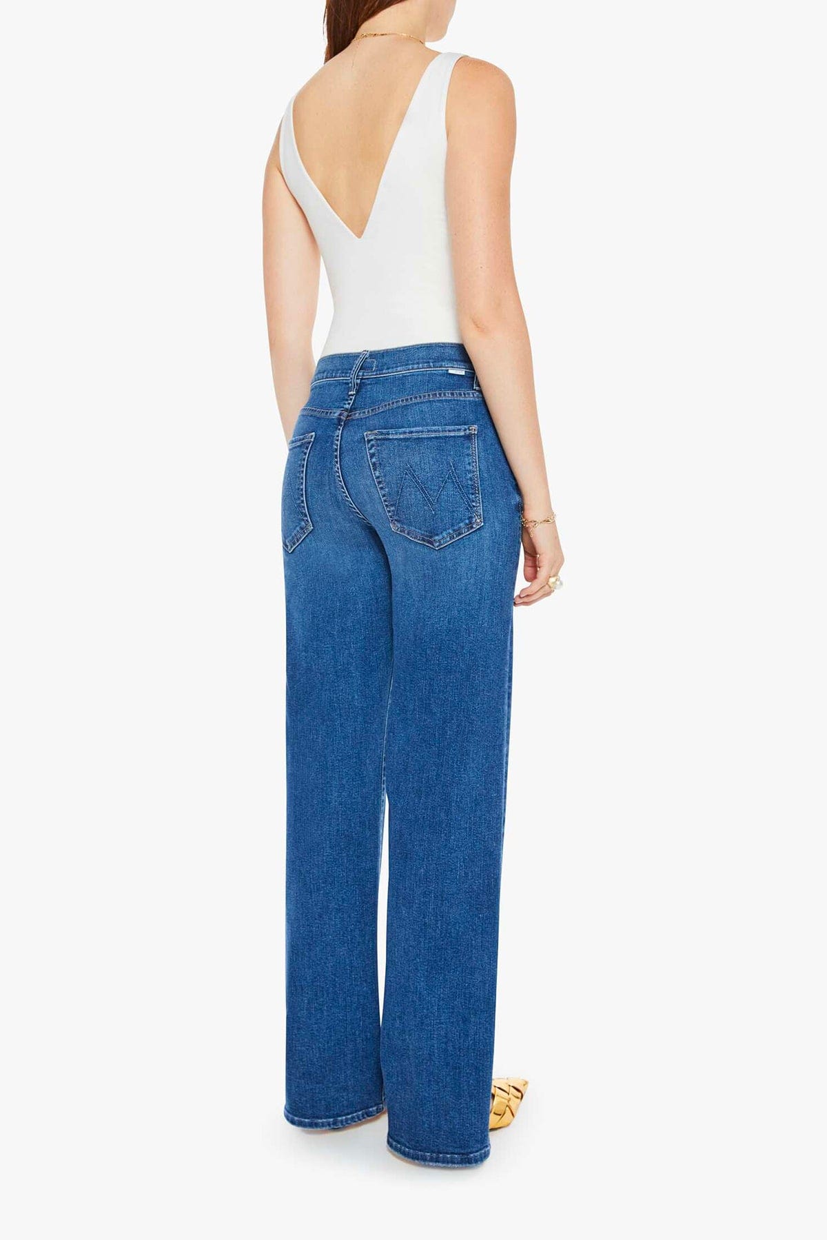 MOTHER PANTALONE IN DENIM  Mother jeans donna the mid rise maven sneak