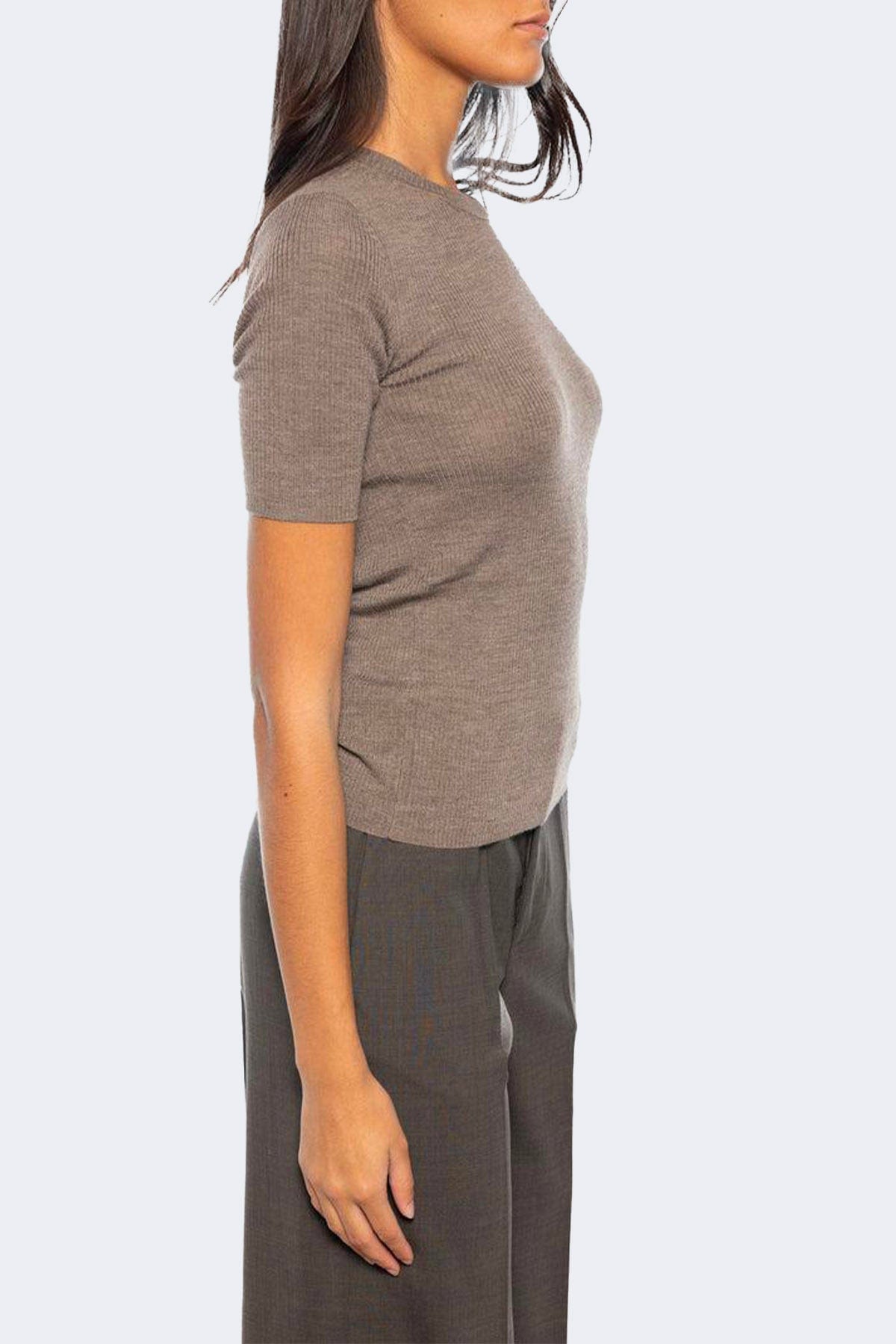 P.A.R.O.S.H. MAGLIA-CANOTTIERA-TOP  Maglia a costine donna Parosh D510795