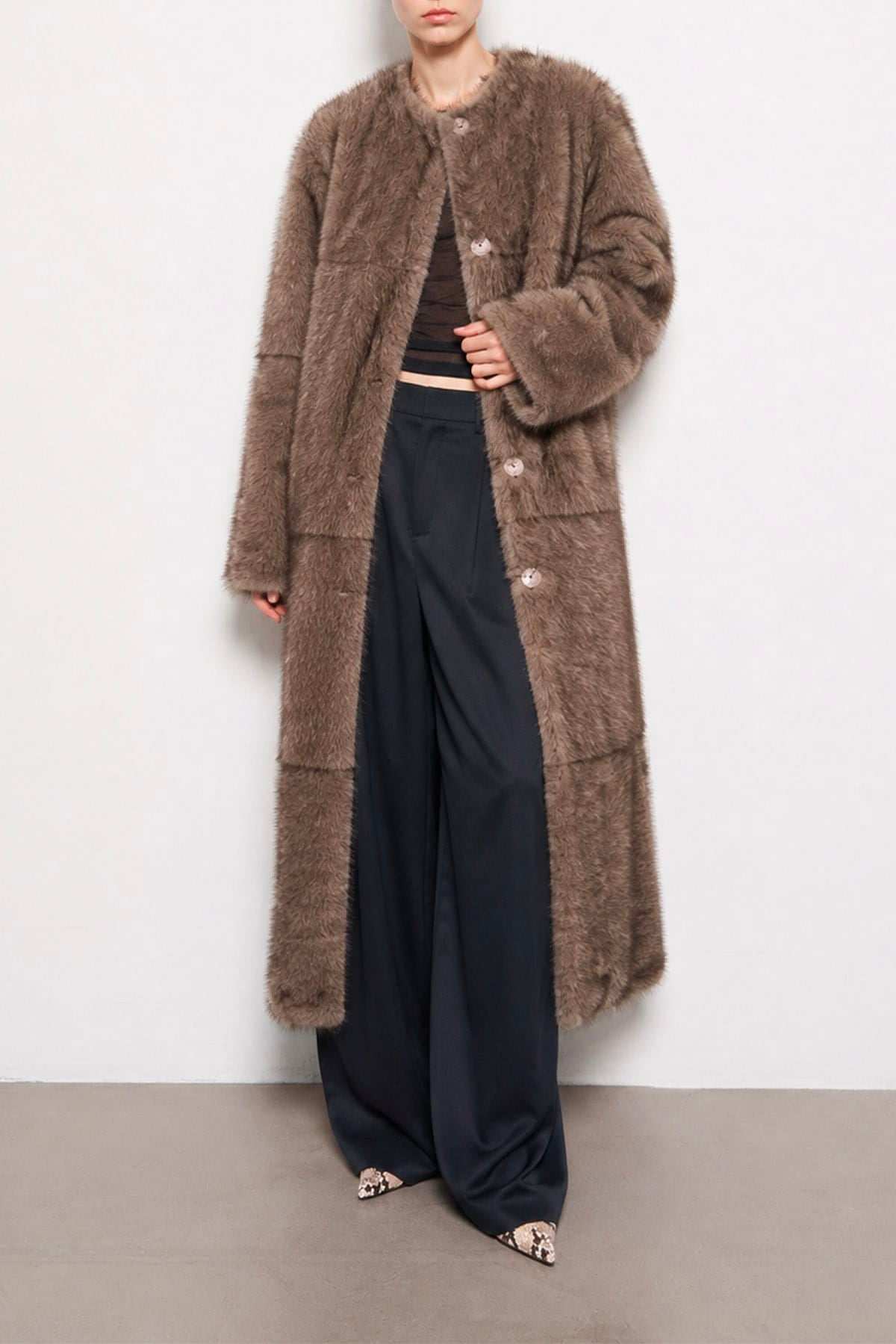 STAND STUDIO MANTELLO-MANTELLA  NATURAL GREY / 32 Cappotto in eco pelliccia lungo donna Stand Studio Hilma