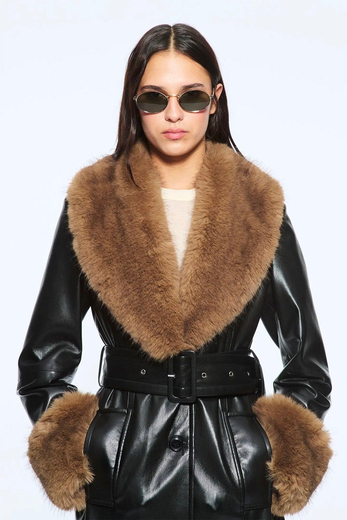 STAND STUDIO MANTELLO-MANTELLA  NERO / 32 Cappotto in ecopelle con dettagli in pelliccia ecologica Stand Studio Estella