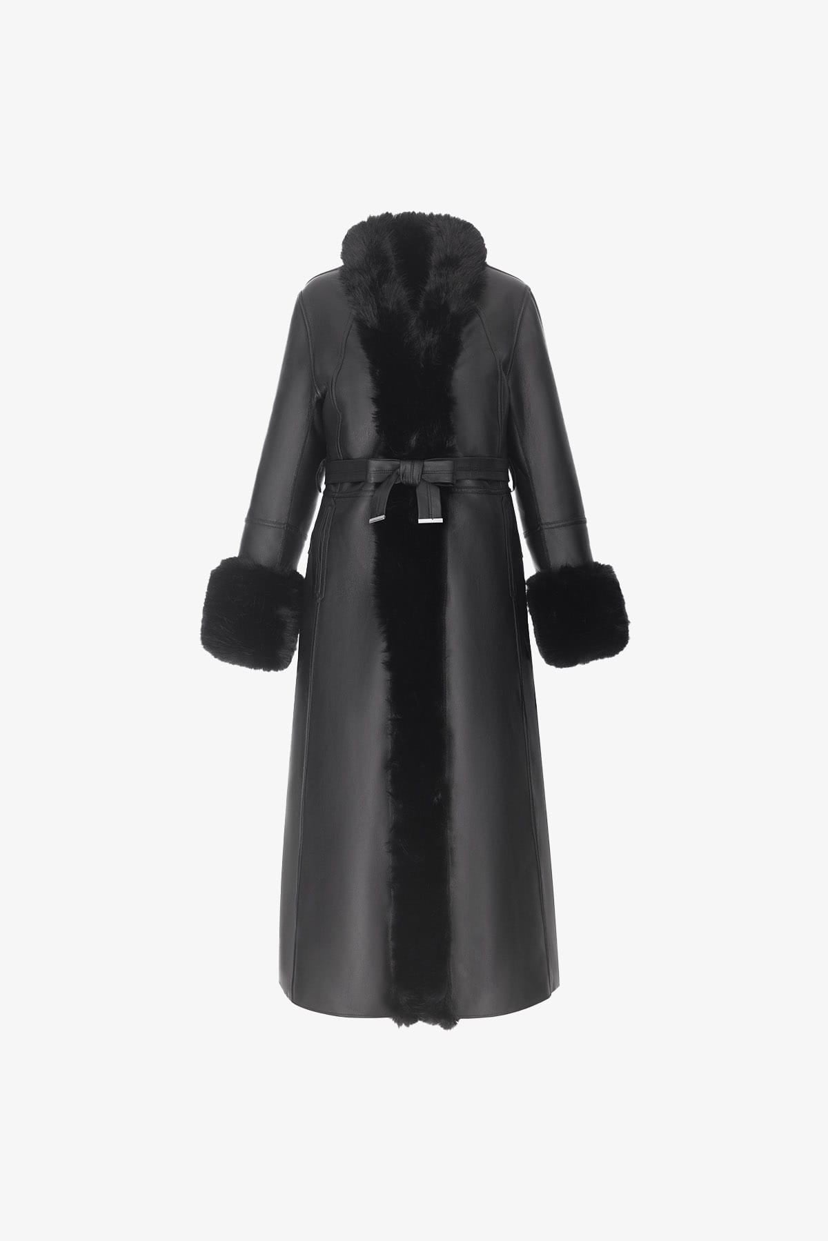 URBANCODE GIACCONE  Cappotto lungo in ecopelliccia Urbancode BJ20432