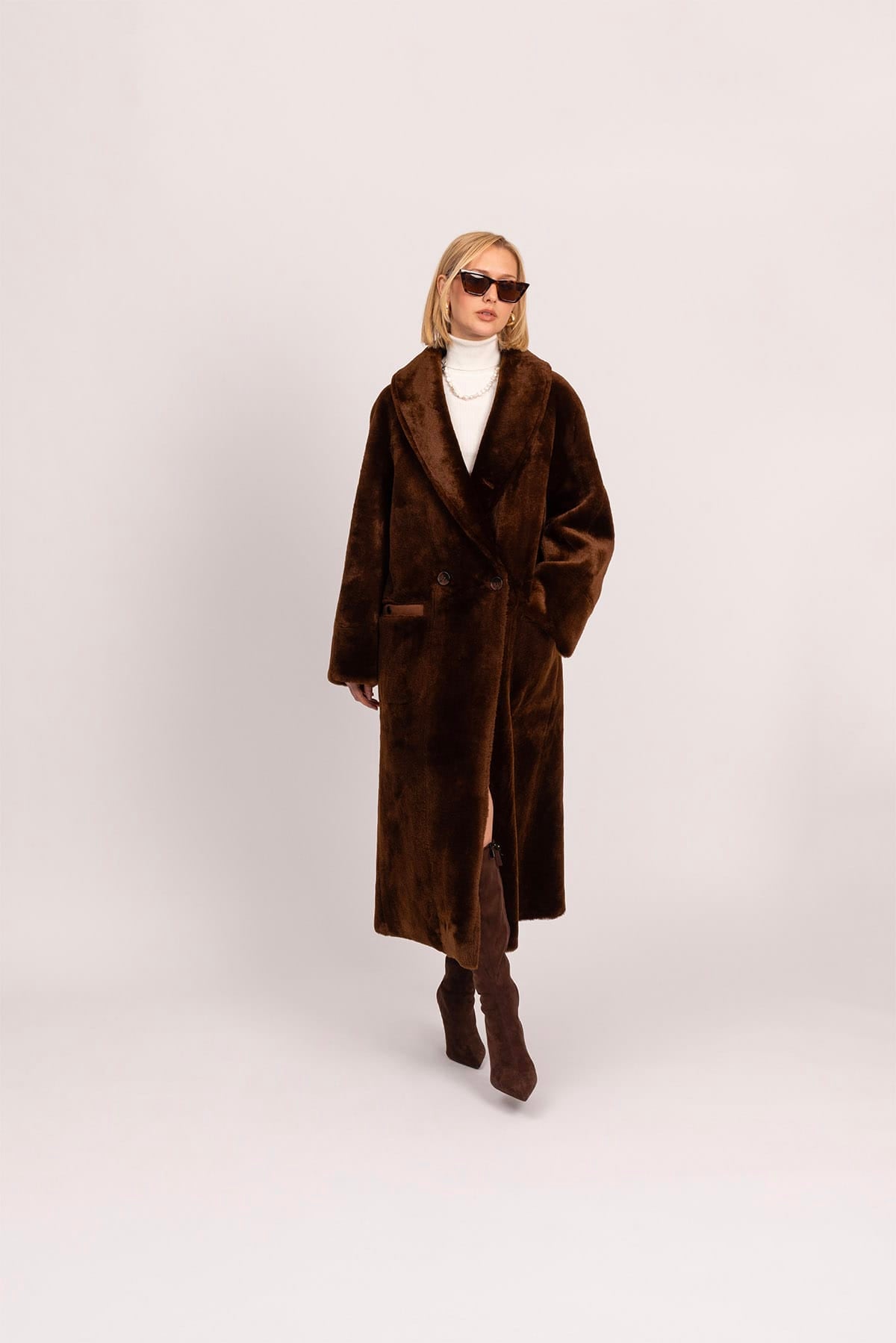 URBANCODE MANTELLO-MANTELLA  Cappotto in eco pelliccia donna Urbancode BJ20391